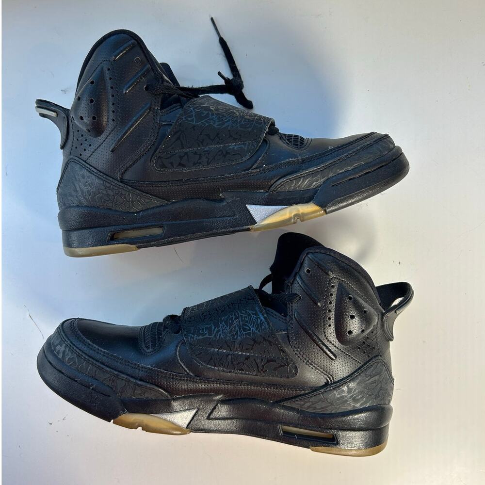 Air Jordan Son of Mars Black Cat Basketball Sneakers Size 7Y (Mens7/W8.5)